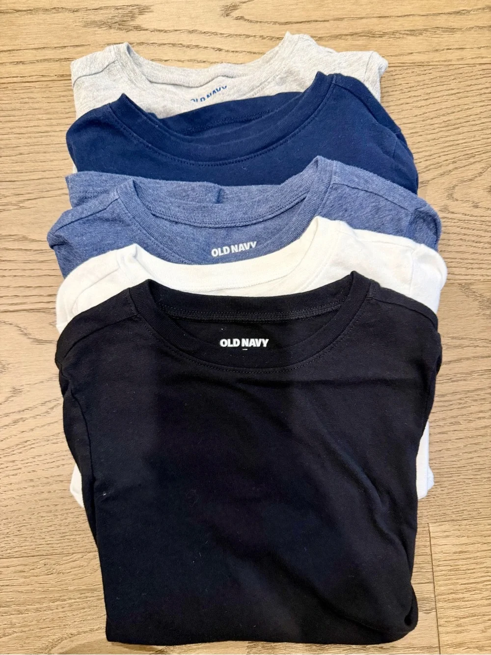 Old Navy White Long-Sleeve Tee for Kids
